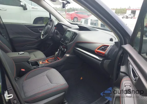 2021 Subaru Forester Sport z USA, uszkodzony, nr VIN JF2SKARC0MH437804